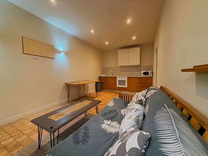 1 Bedroom Maisonette To Rent In Lorne Street, Leith, Edinburgh, EH6