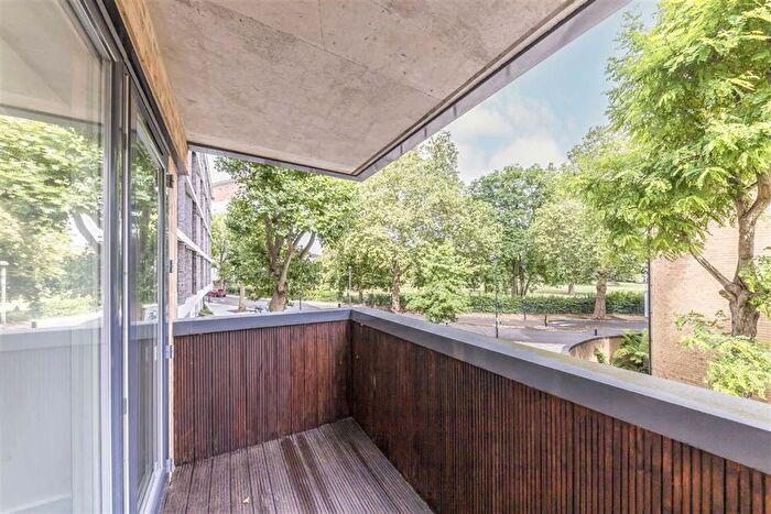2 Bedroom Flat To Rent In Alscot Road, Bermondsey, SE1