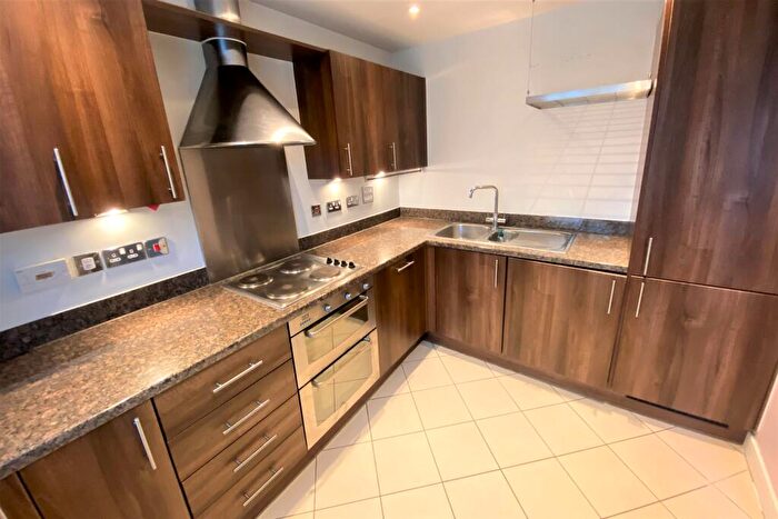 4 Bedroom Town House To Rent In The Moors, Watercolour, Redhill, RH1