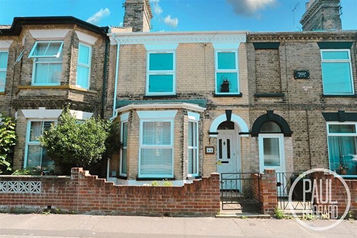 3 Bedroom Terraced House For Sale In Park Road, Lowestoft, NR32