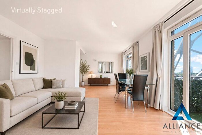 1 Bedroom Penthouse For Sale In Dundee Wharf, Three Colt Street, London, E14