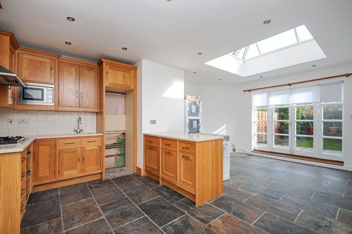 4 Bedroom Detached House To Rent In Victory Road, Wimbledon, London, SW19