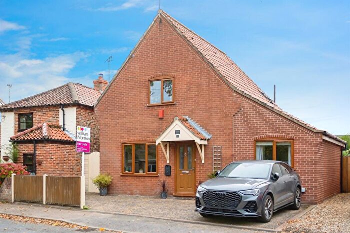 3 Bedroom Detached House For Sale In Market Street, Tunstead, Norwich, NR12