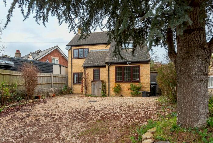 3 Bedroom Detached House For Sale In Stonewalls, Main Road, Long Hanborough, OX29