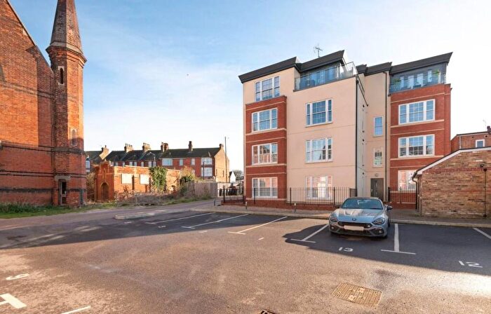 1 Bedroom Flat For Sale In Canterbury Road, Margate, Kent, CT9