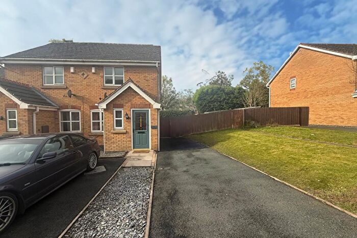 2 Bedroom Semi-Detached House To Rent In Malthouse Drive, Dudley, DY1