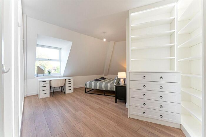 2 Bedroom Apartment To Rent In Royal House, Princes Gate, - Homer Road, Solihull, B91