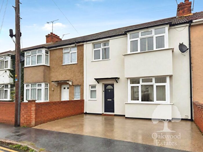 3 Bedroom Terraced House To Rent In Richmond Crescent, Slough, SL1