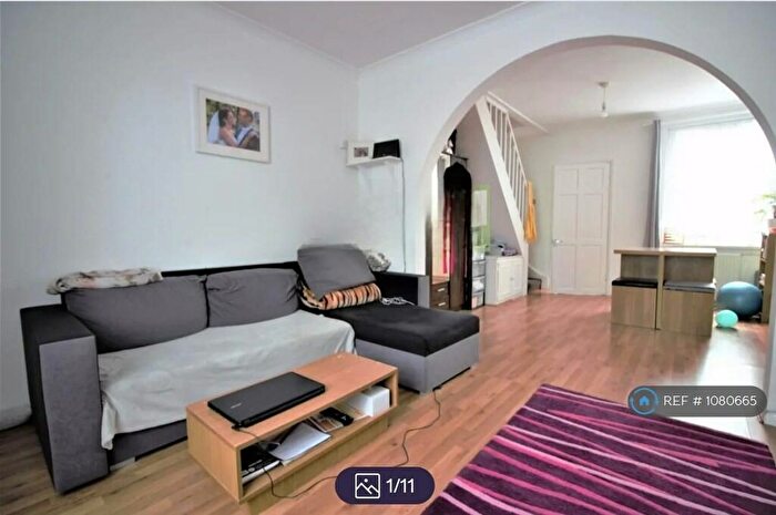 2 Bedroom Terraced House To Rent In Kennedy Road, Barking, IG11