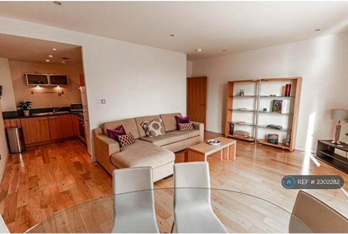1 Bedroom Flat To Rent In Oswald Street, Glasgow, G1