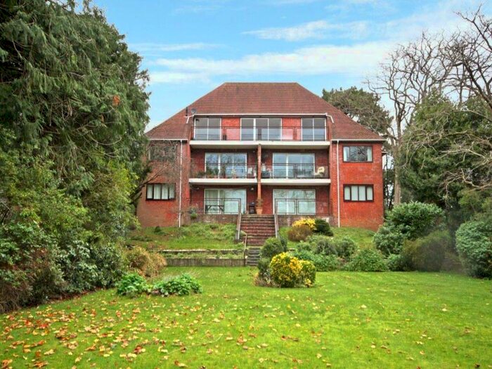 3 Bedroom Flat To Rent In Delhi Close, Lower Parkstone, Poole, BH14