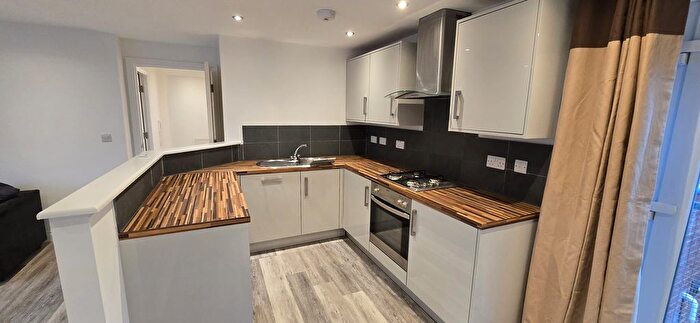 2 Bedroom Flat To Rent In Cumberland Avenue, Manchester, M27