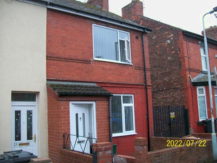 3 Bedroom End Of Terrace House To Rent In Livingstone Road, Ellesmere Port, Cheshire, CH65