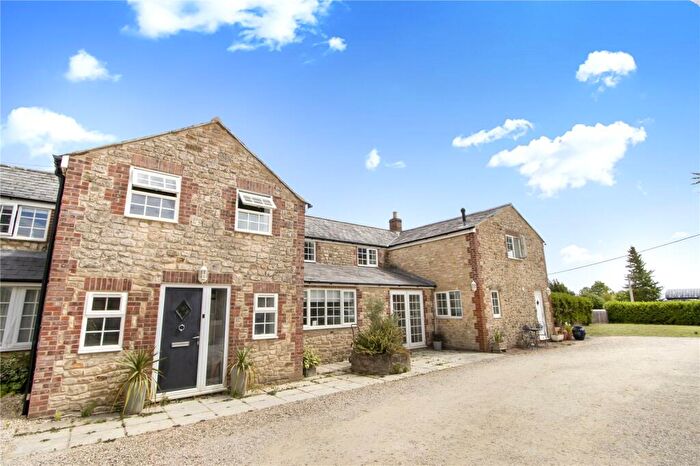 5 Bedroom House To Rent In Broad Bush, Blunsdon, Swindon, Wiltshire, SN26