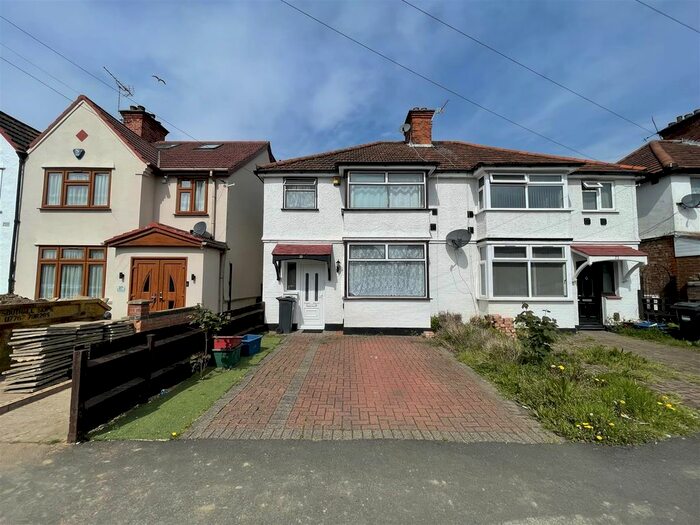 4 Bedroom Semi-Detached House To Rent In Springwell Road, Heston, Hounslow, TW5