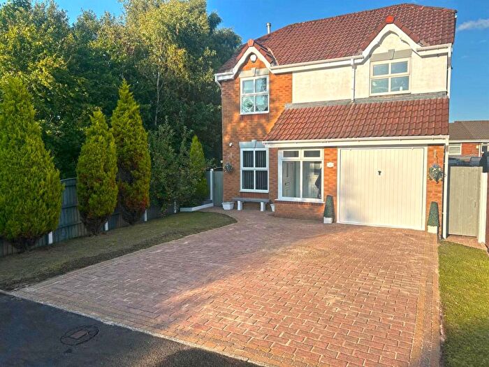 4 Bedroom Detached House For Sale In Oakway, Middleton, Manchester, M24