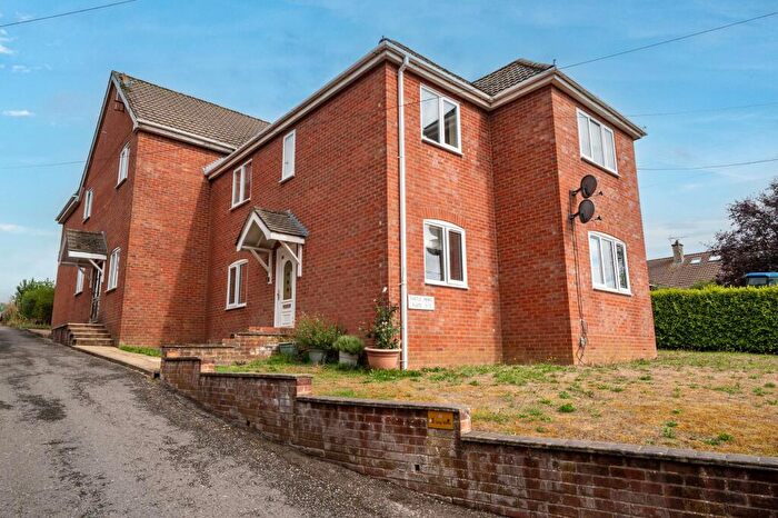 1 Bedroom Flat For Sale In Andover Road, Ludgershall, SP11