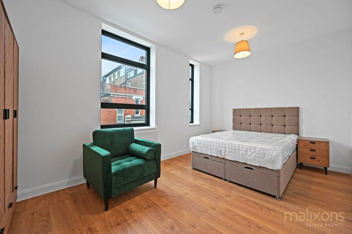 1 Bedroom Flat To Rent In Upper Tooting Road, SW17