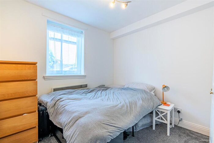 2 Bedroom Apartment To Rent In Deneside Court, Jesmond Vale, NE2