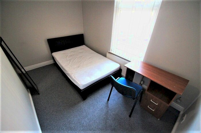 4 Bedroom Terraced House To Rent In Monks Road, Coventry, CV1