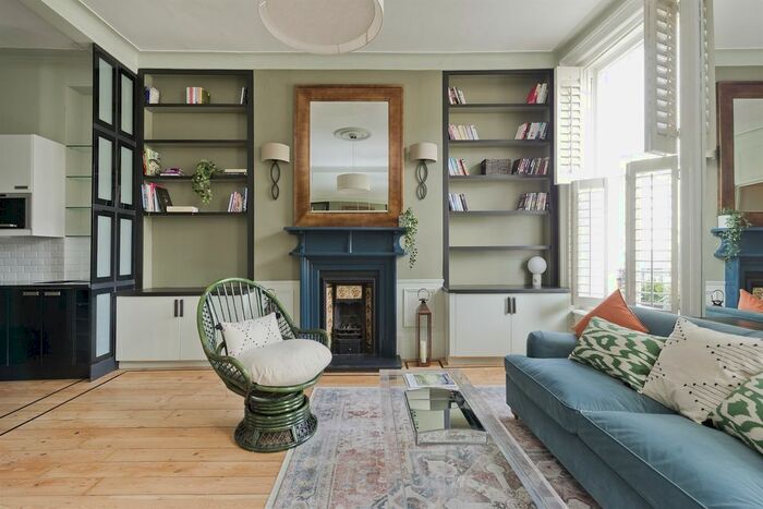 1 Bedroom Flat To Rent In Kensington Park Road, W11