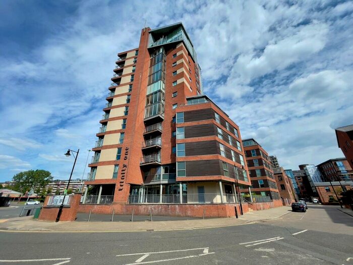 1 Bedroom Flat To Rent In Trinity One, East Street, Leeds, West Yorkshire, LS9