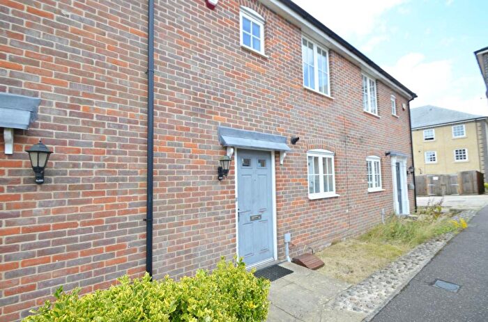3 Bedroom Semi-Detached House To Rent In Vanguard Chase, Norwich, NR5