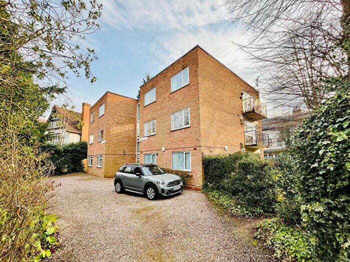 2 Bedroom Flat To Rent In Mulberry Court, Wake Green Road, Moseley, B13