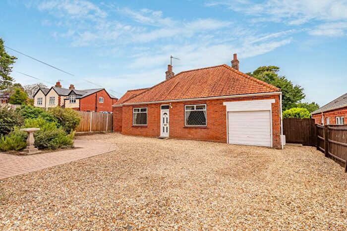 3 Bedroom Detached Bungalow For Sale In Castle Rising Road, South Wootton, King's Lynn, Norfolk, PE30