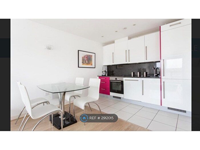 1 Bedroom Flat To Rent In Chadwell Lane, London, N8