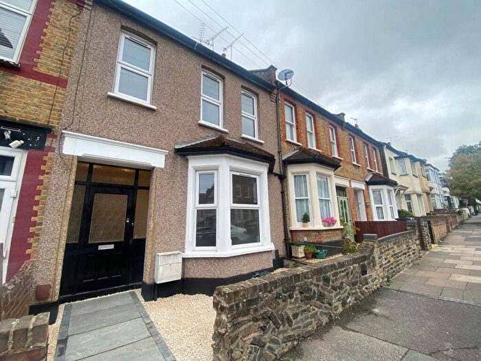 3 Bedroom House To Rent In Hainault Avenue : Online Enquiries Only, SS0