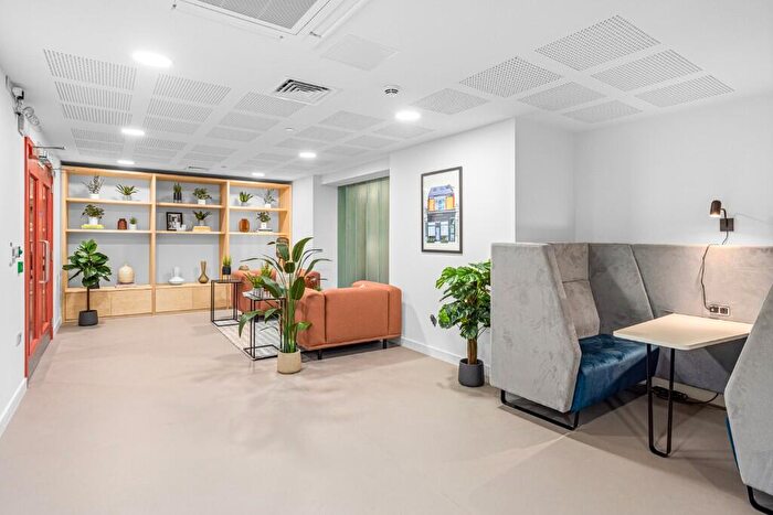 2 Bedroom Apartment For Sale In The Silkworks, London, E10