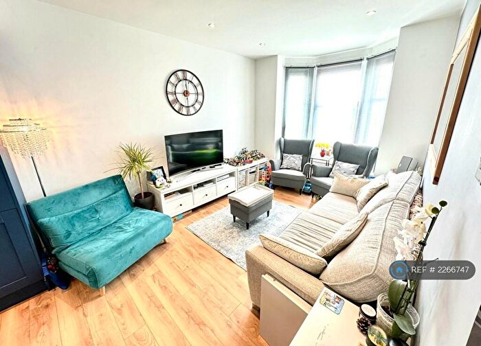 3 Bedroom Terraced House To Rent In Mafeking Road, Southsea, PO4