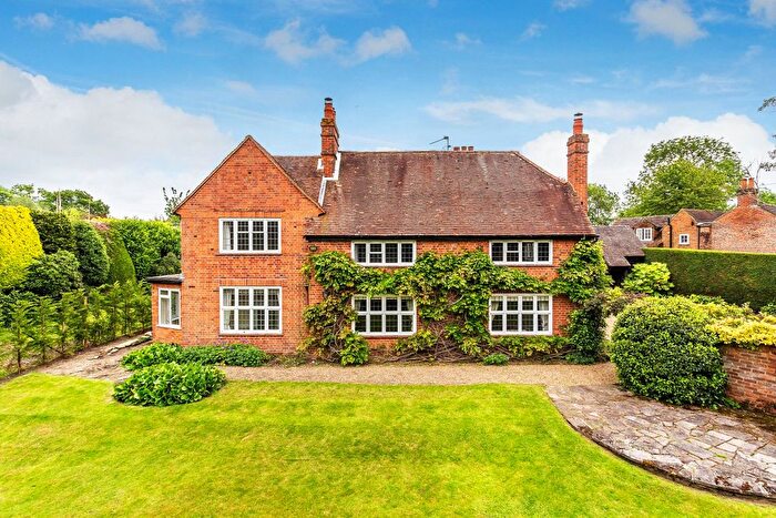 5 Bedroom Detached House To Rent In The Street, West Horsley, Leatherhead, Surrey, KT24