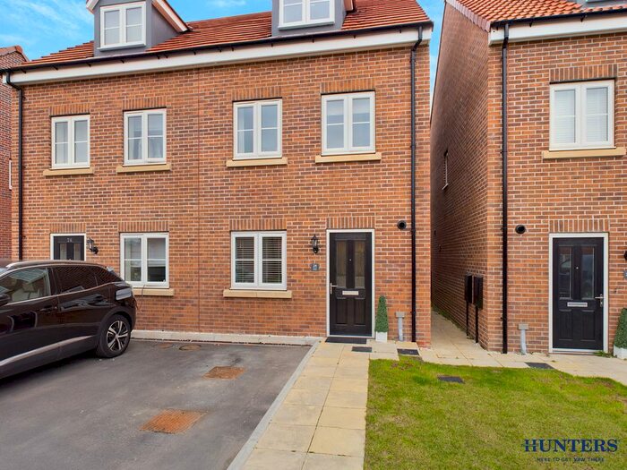 3 Bedroom Semi-Detached House To Rent In Robson Avenue, Pocklington, York, East Riding Of Yorkshire, YO42