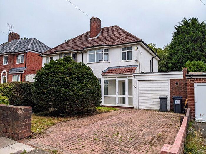 3 Bedroom Semi Detached House To Rent In White Road, Quinton, Birmingham, B32