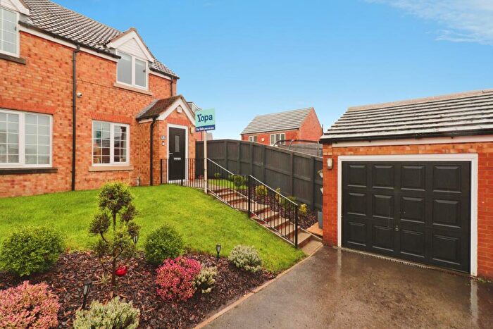 2 Bedroom Semi Detached House For Sale In Oakroyd Crescent, Barnsley, S72
