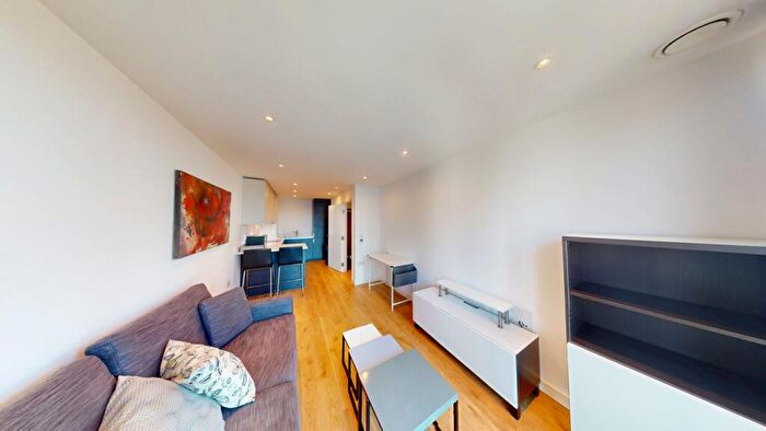1 Bedroom Apartment To Rent In Pinnacle Apartments, Saffron Central Square, Croydon, CR0