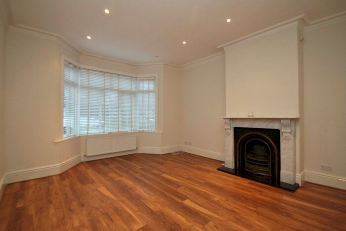 3 Bedroom Semi-Detached House To Rent In Monkhams Lane, Woodford Green, IG8