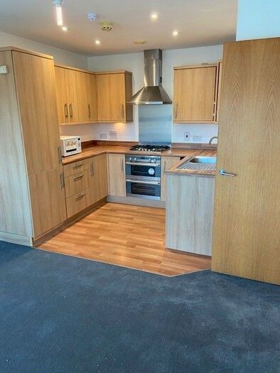 1 Bedroom Flat To Rent In East Croft, Northolt Road, South Harrow, HA2