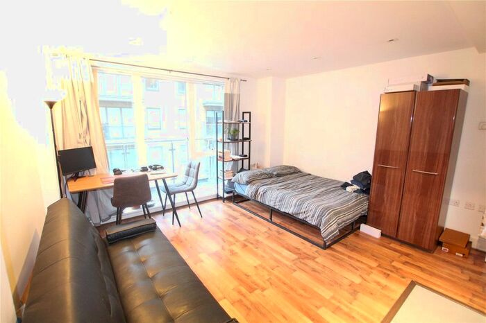 Studio To Rent In Caspian Wharf, 1 Yeo Street, London E3