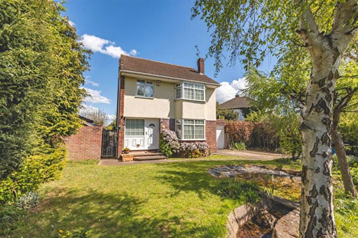 4 Bedroom Detached House For Sale In Horton Road, Datchet, Slough, SL3
