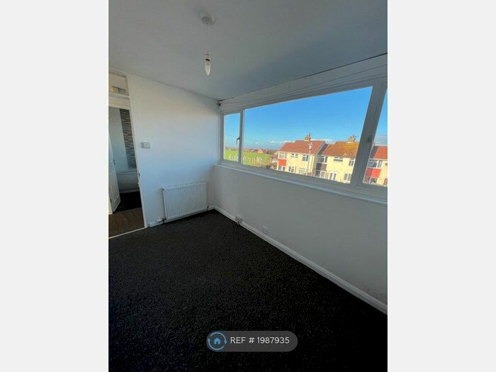 3 Bedroom Terraced House To Rent In Darkfield Way, Bridgwater, TA7