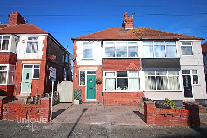 3 Bedroom Semi Detached House For Sale In Jersey Avenue, Bispham, Blackpool, FY2