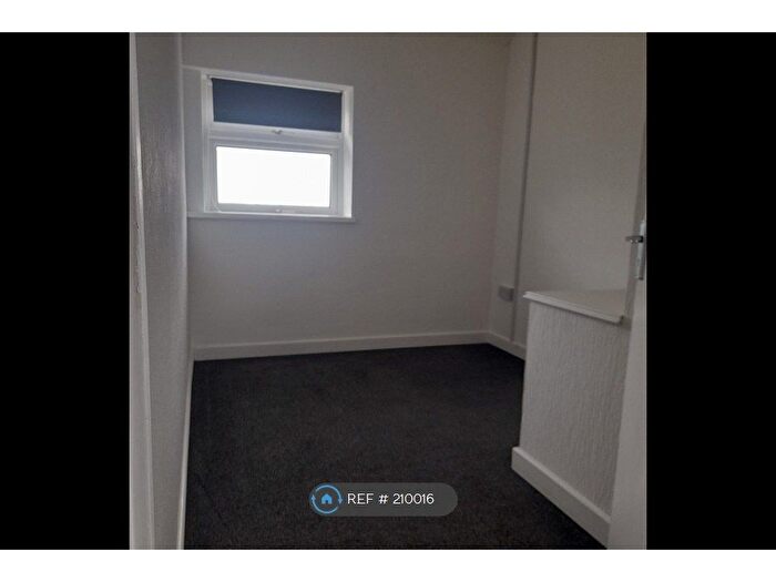 4 Bedroom End Terrace House To Rent In Flimwell Close, Bromley, BR1