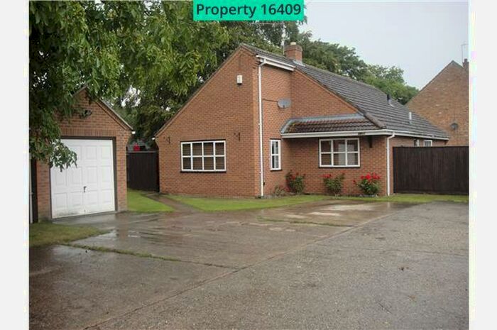 3 Bedroom Bungalow To Rent In South Street, Hockwold, IP26