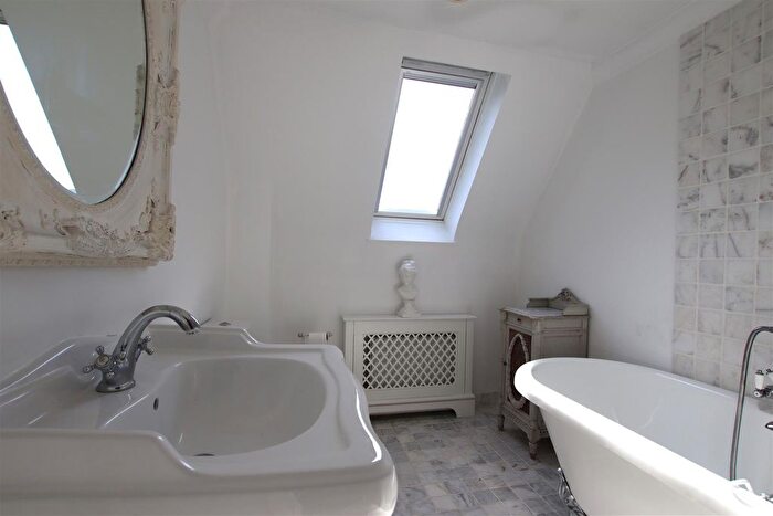 2 Bedroom End Of Terrace House To Rent In Drewitts Mews, Oving, Chichester, PO20
