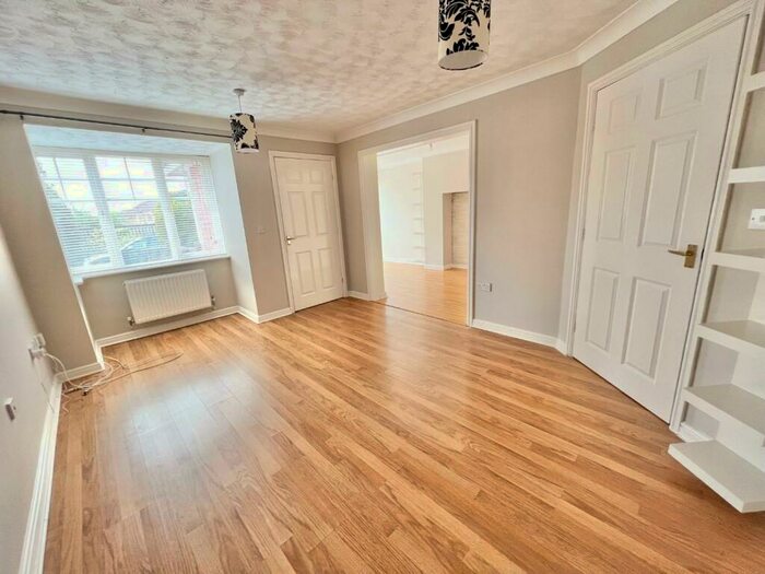 3 Bedroom Detached House For Sale In Armstrong Drive, Willington, DL15