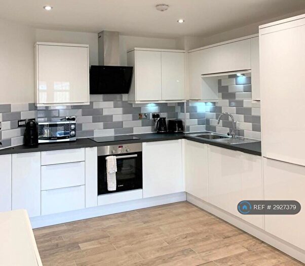 1 Bedroom Flat To Rent In Riverlock Court, High Wycombe, HP13