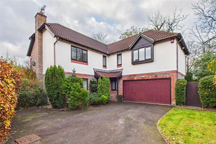 5 Bedroom Detached House For Sale In Edgar Close, Worth, Crawley, West Sussex, RH10
